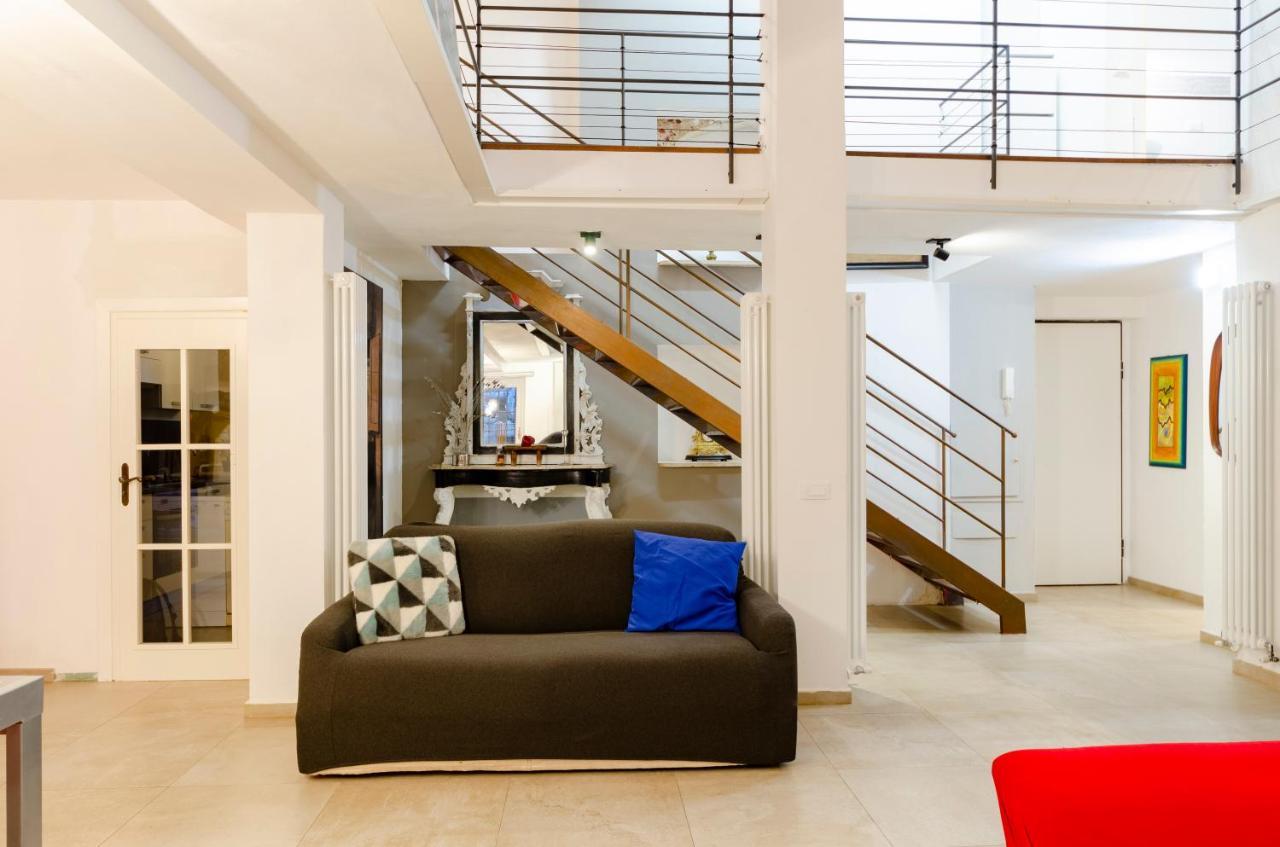 Apartamento Joivy Vibrant Open-Plan Apt For 6 In Historic Centre Génova Exterior foto