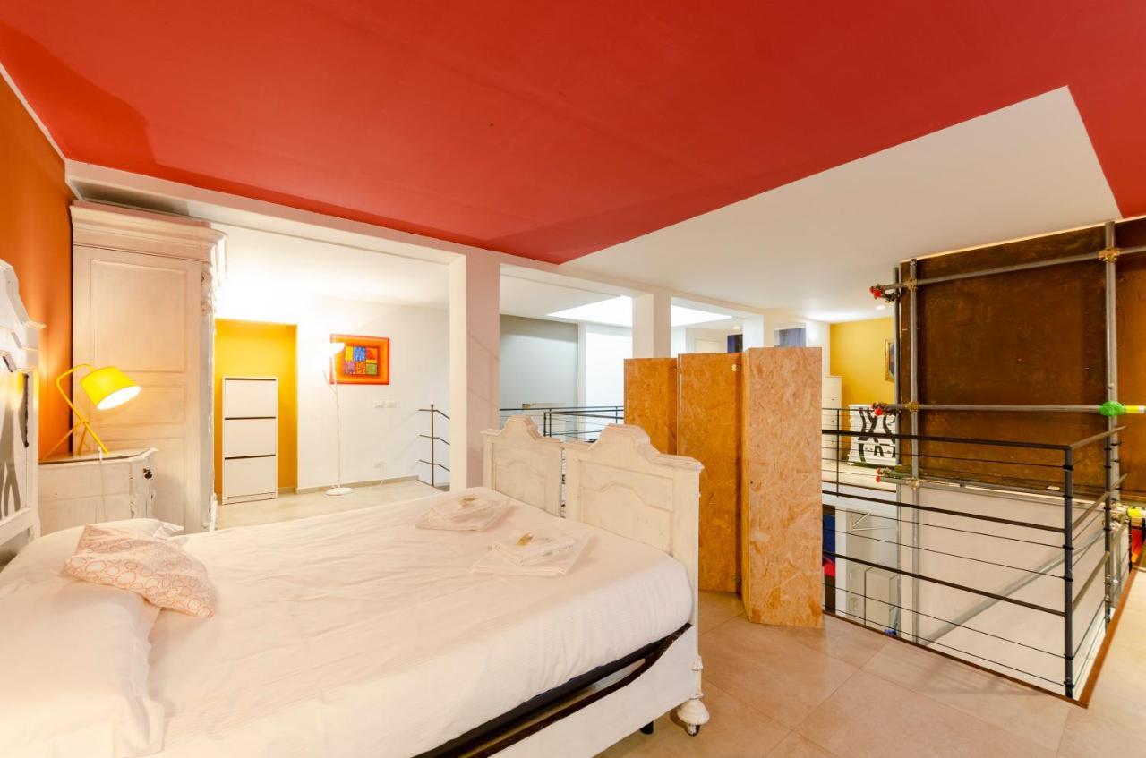 Apartamento Joivy Vibrant Open-Plan Apt For 6 In Historic Centre Génova Exterior foto